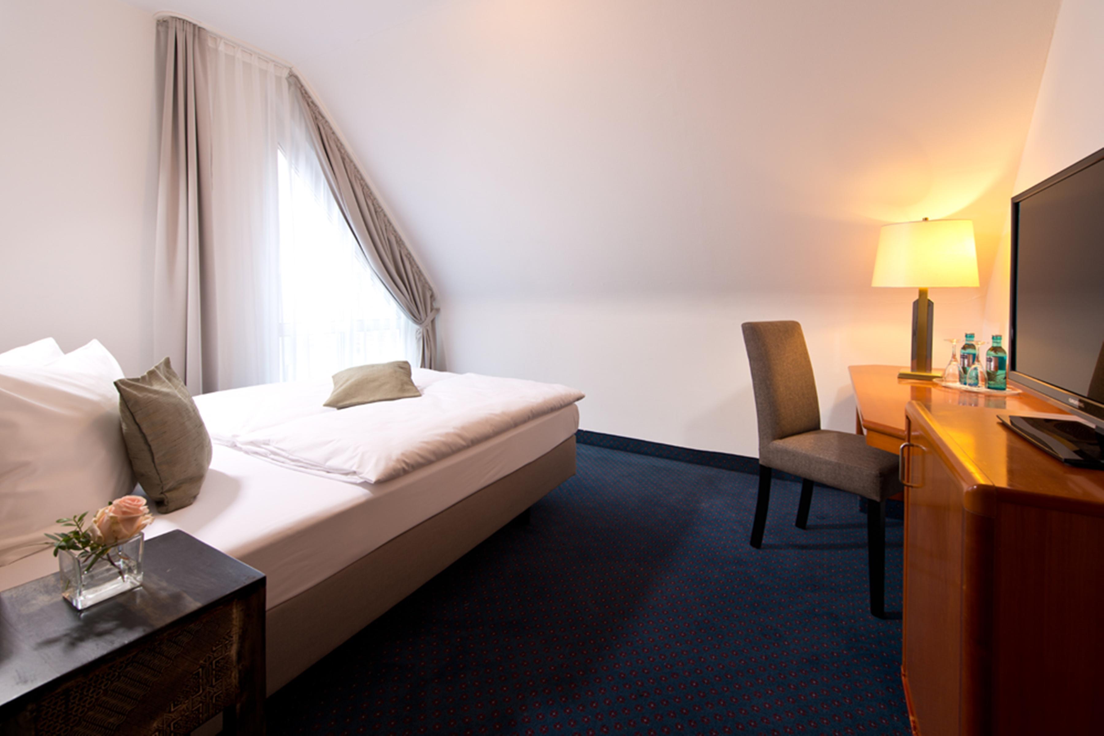 Achat Hotel Neustadt an der Weinstraße Dış mekan fotoğraf
